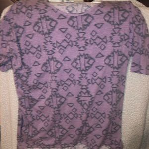 Woman’s LuLaRoe Top